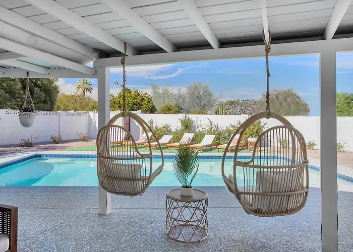 7br Retreat Pool Casita & Lawn Games Scottsdale